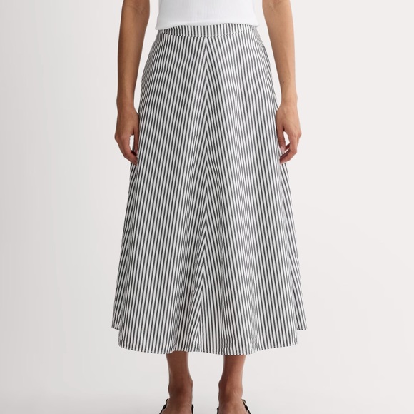 Everlane The Midi Skirt in Ultrasoft Organic Cotton Vacation Resortwear Flowy 16